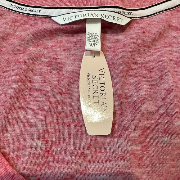 Victoria’s Secret T-shirt - Picture 4 of 5